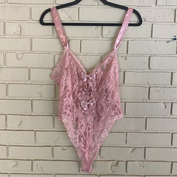 Vtg Victoria's Secret One Piece Lace Bodysuit/Teddy Lingerie ~ Gold Label Medium - Picture 1 of 8